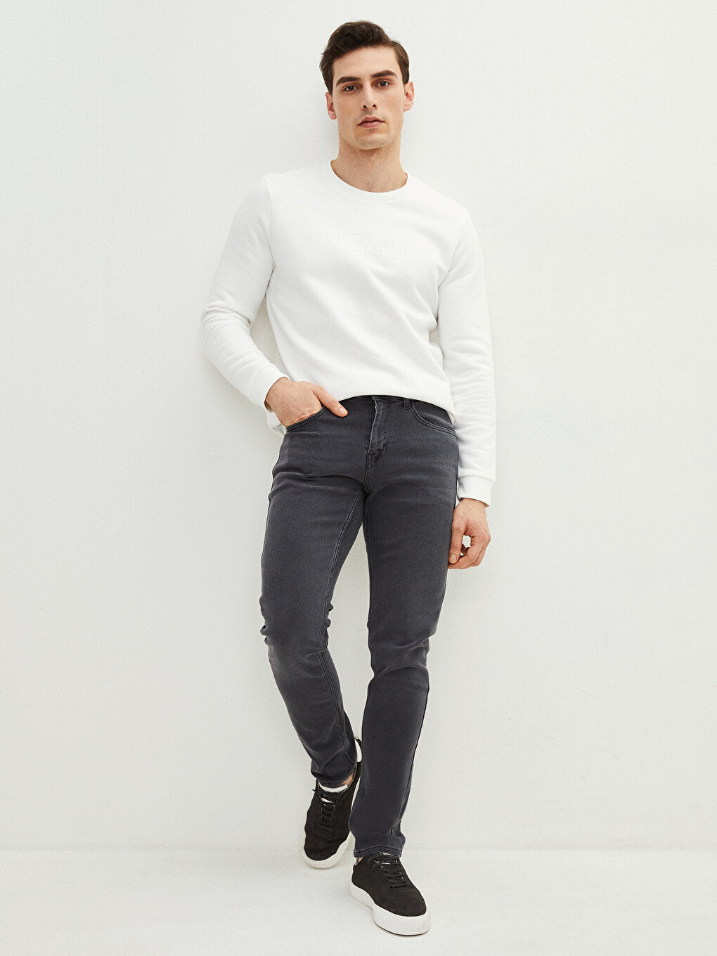 750 Slim Fit Men's Jean Trousers