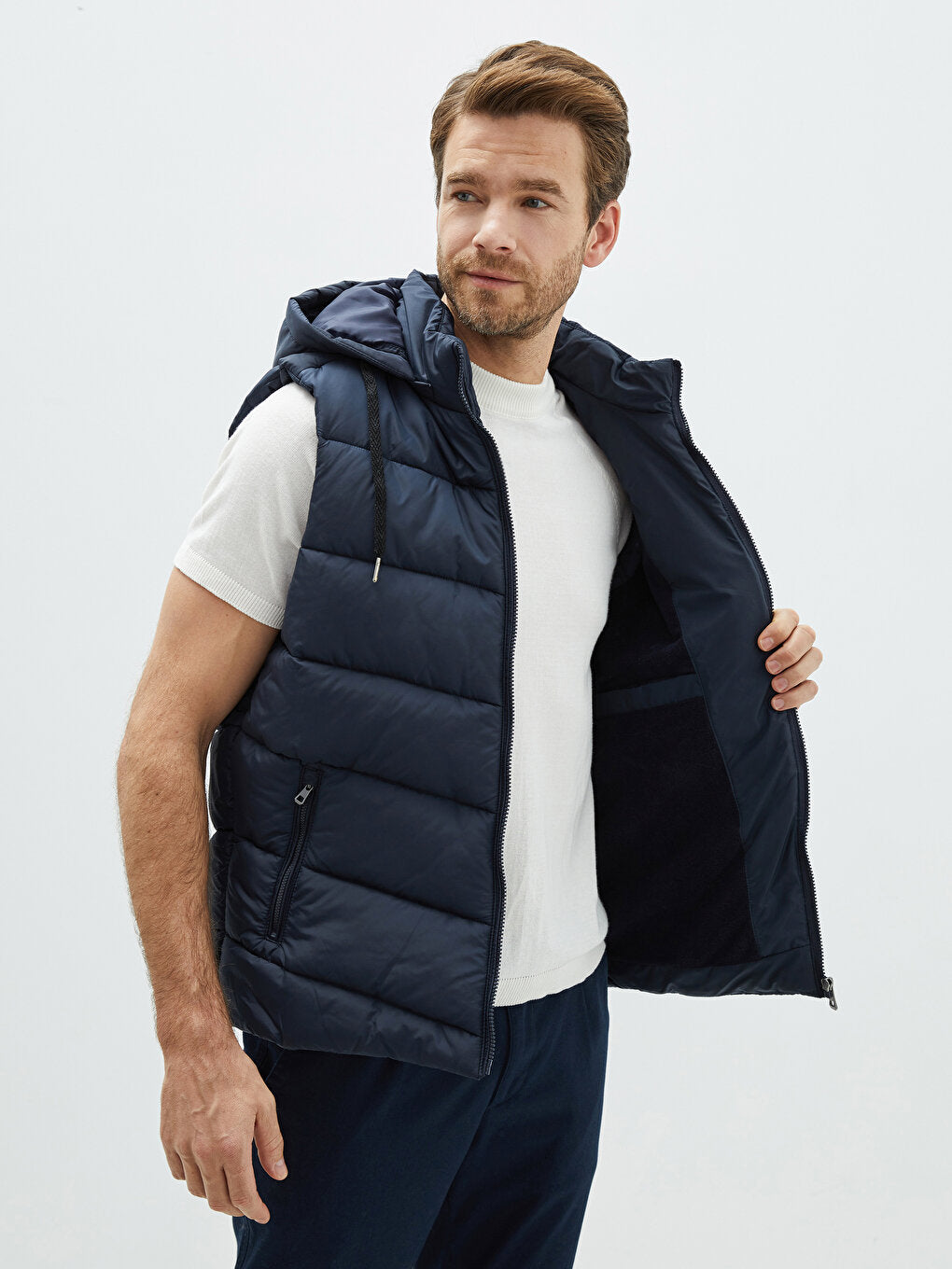 Standard Mold Hooded Men's Puffer Vest