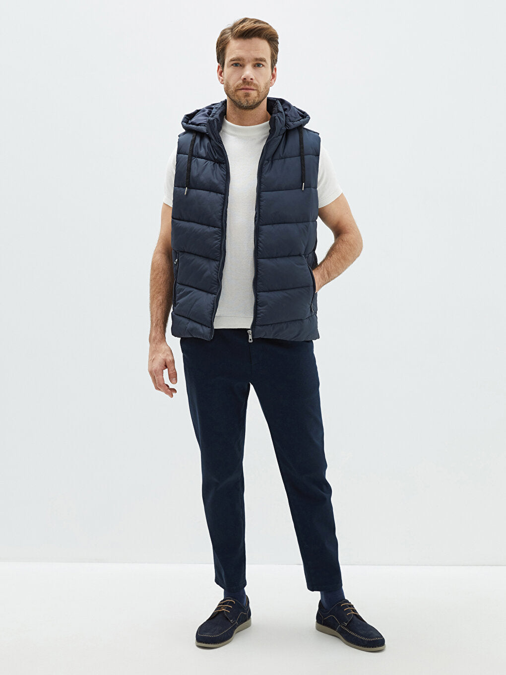 Standard Mold Hooded Men's Puffer Vest