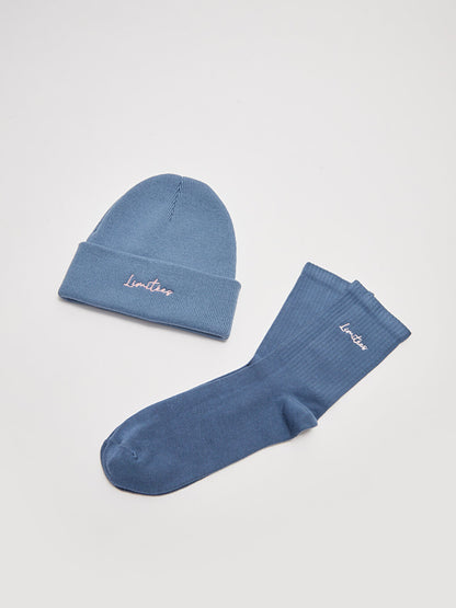 Text Embroidered Knitwear Men's Beret and Socks