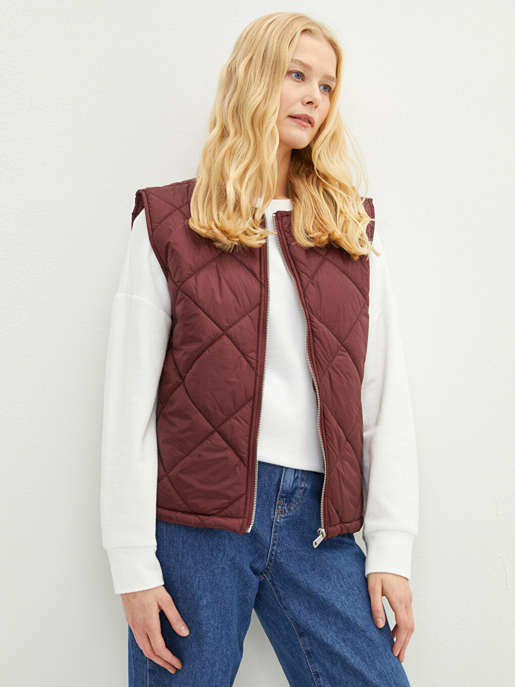 Crew Neck Quilted Patterned Women's Puffer Vest