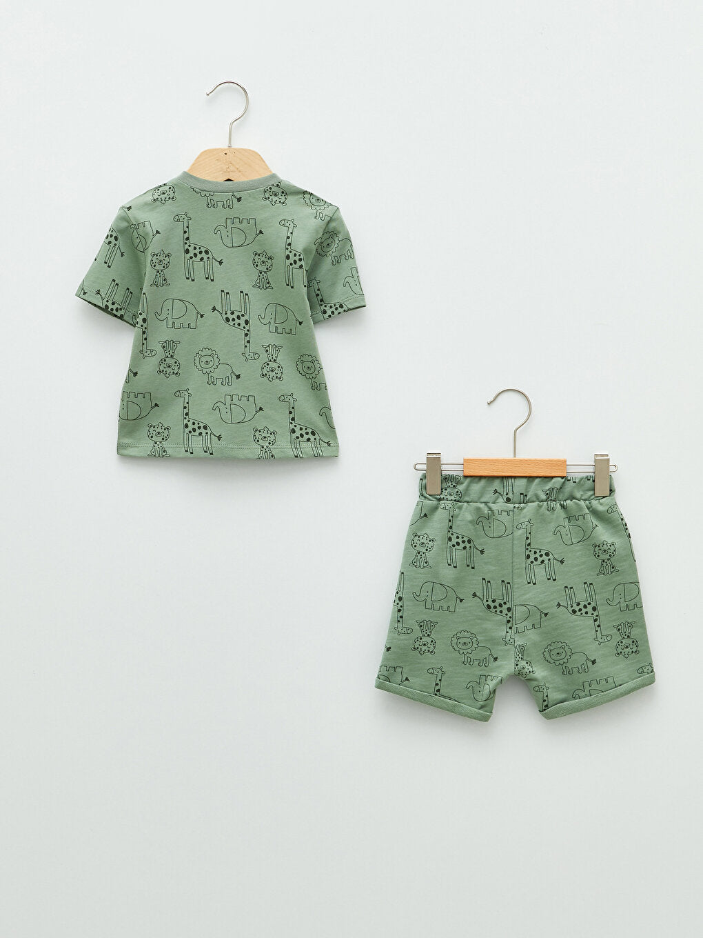 Crew Neck Short Sleeve Printed Baby Boy T-Shirt and Shorts 2-Piece Set