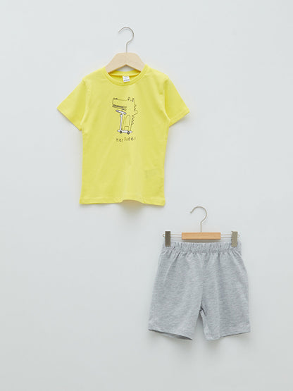 Crew Neck Short Sleeve Printed Baby Boy T-Shirt and Shorts 2-Piece Set