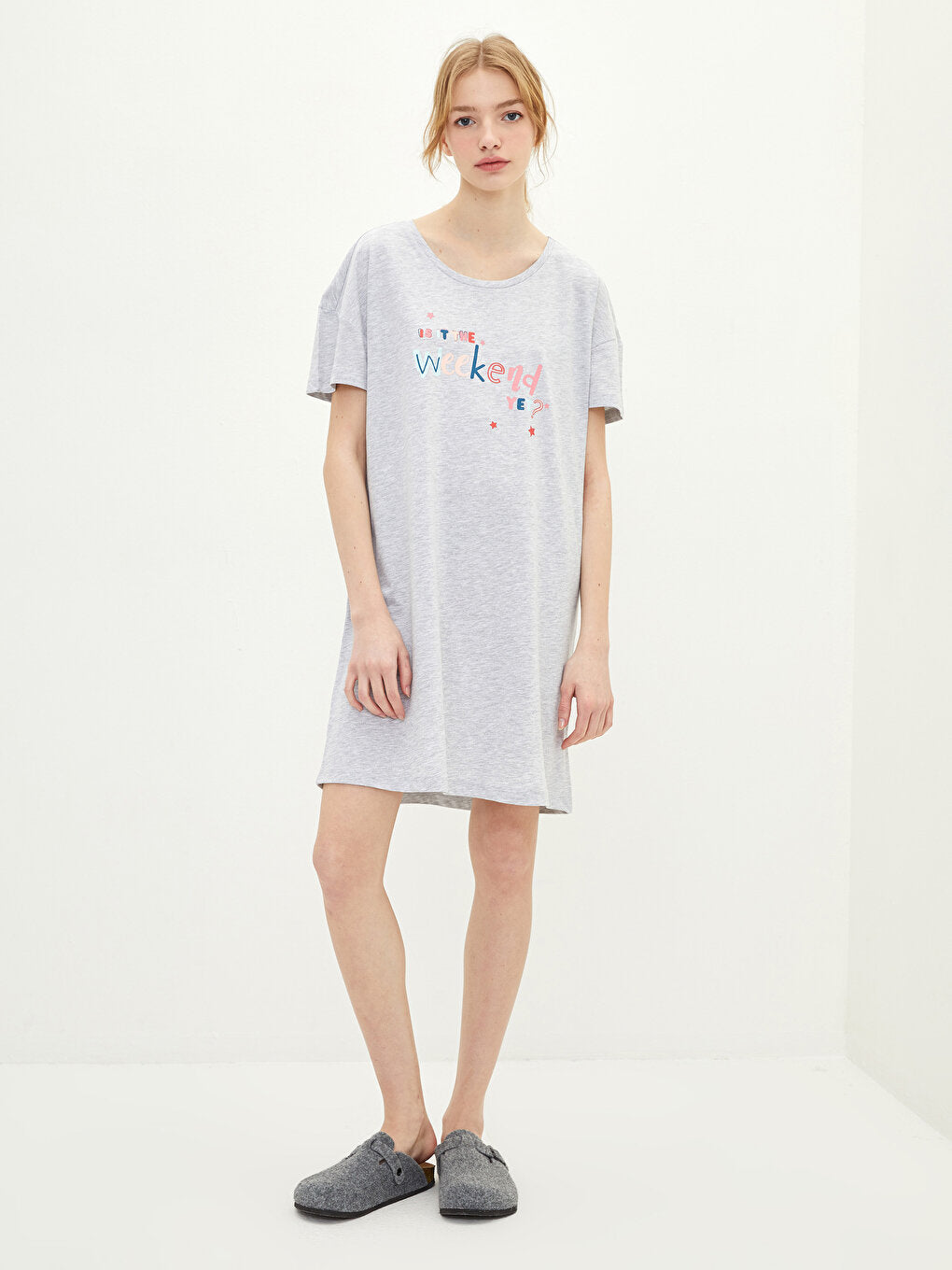 Crew Neck Text Printed Short Sleeve Women's Nightgown