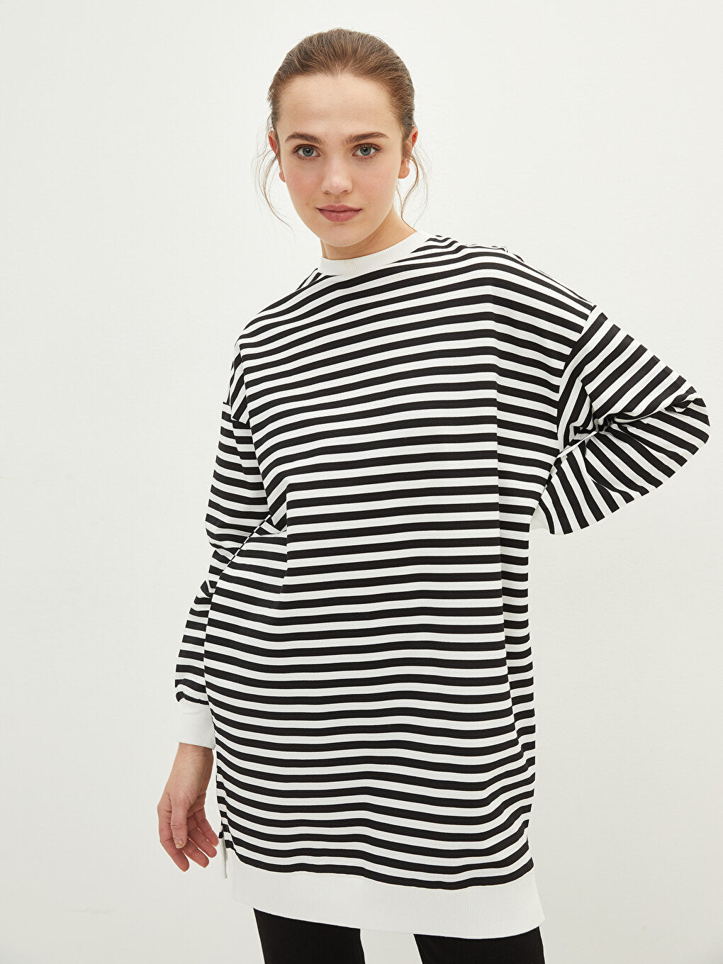 Crew Neck Striped Long Sleeve Oversize Cotton Women's Sweatshirt Tunic