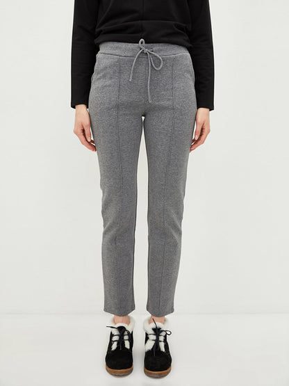 Women's Sweatpants with Elastic Waist and Flat Pocket Detail