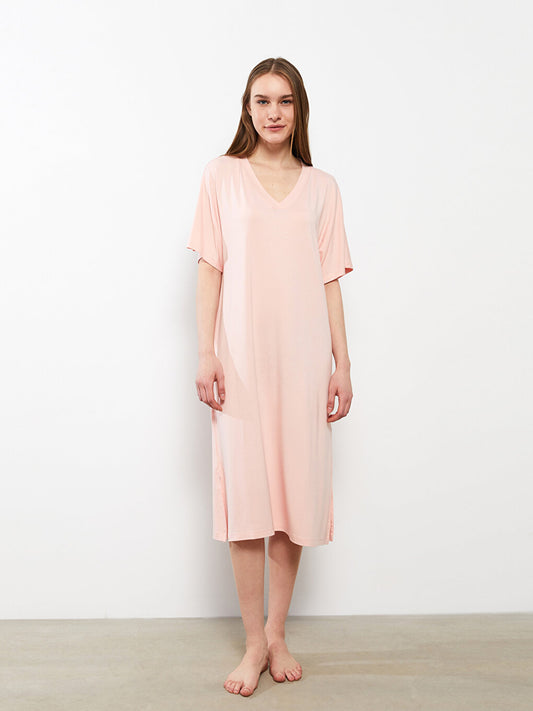 V-Neck Straight Short Sleeve Women's Nightgown