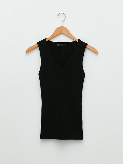 Women's V-Neck Plain Sleeveless Knitwear Sweater