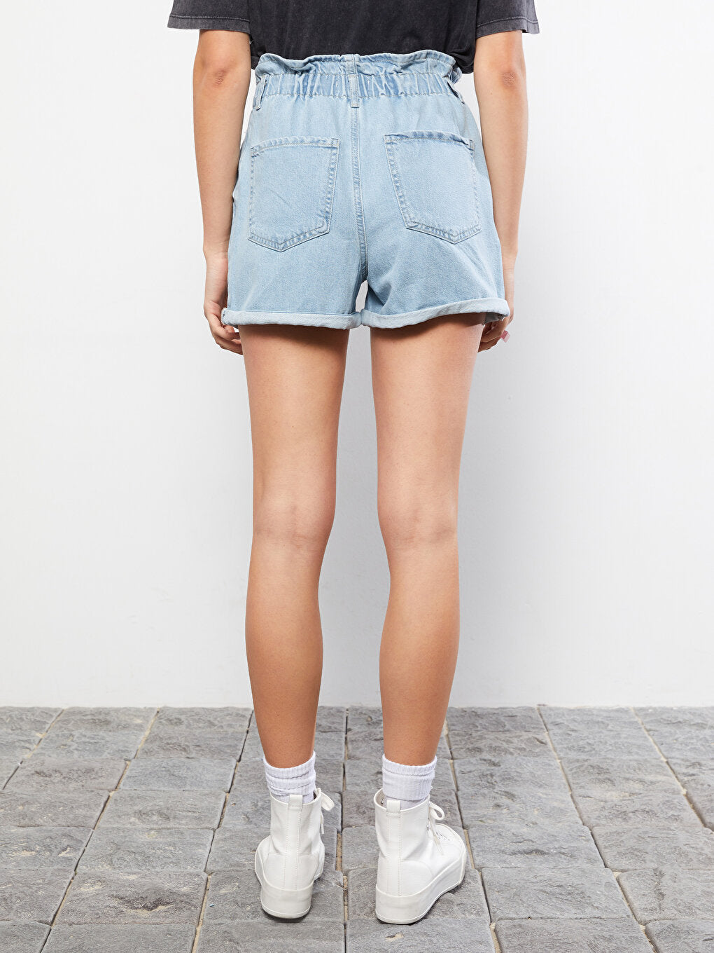 Women's Rodeo Jean Shorts with Elastic Waist Slouchy Pocket Detail