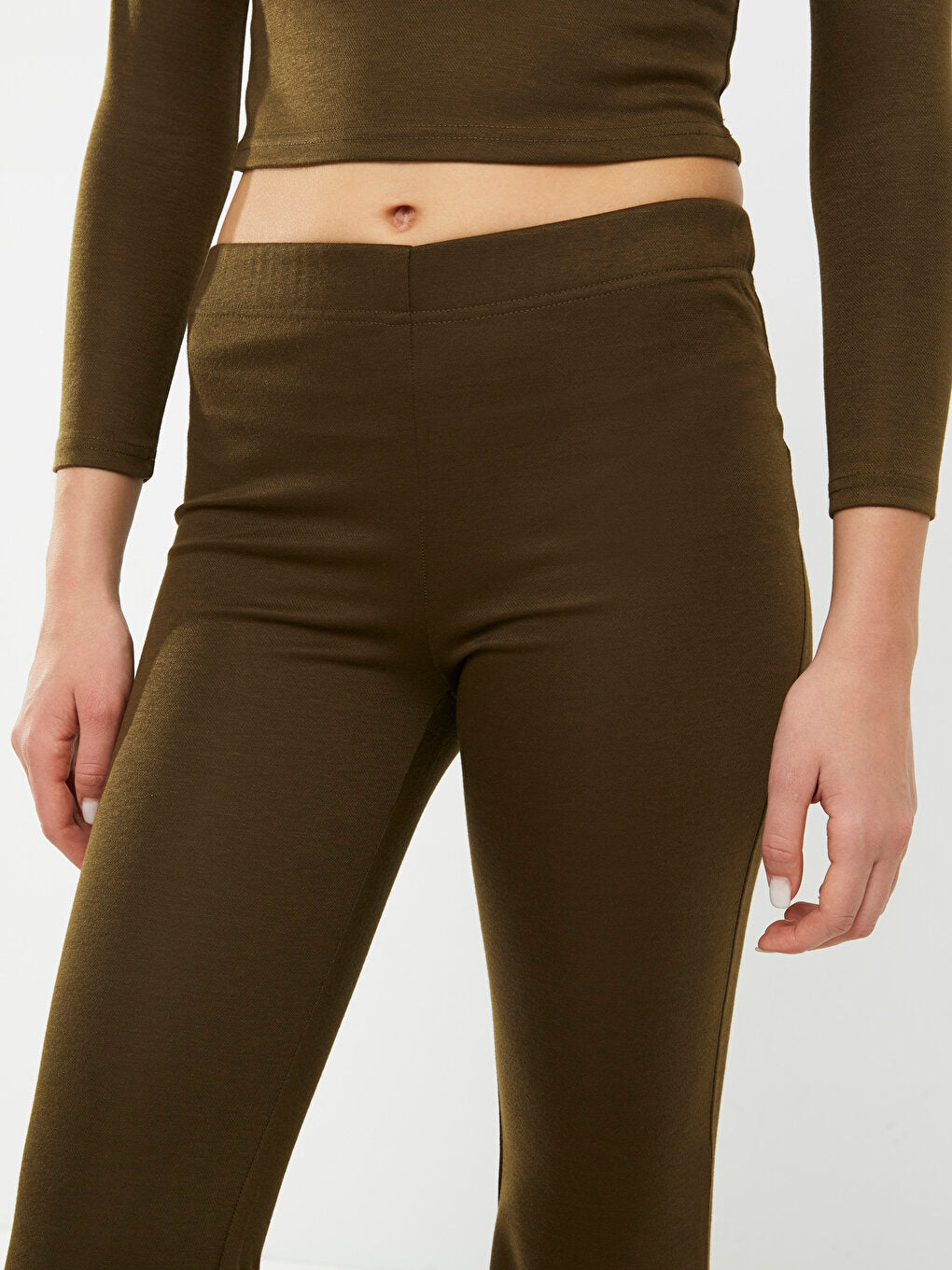 Women's Sweatpants with Elastic Waist Straight Legs