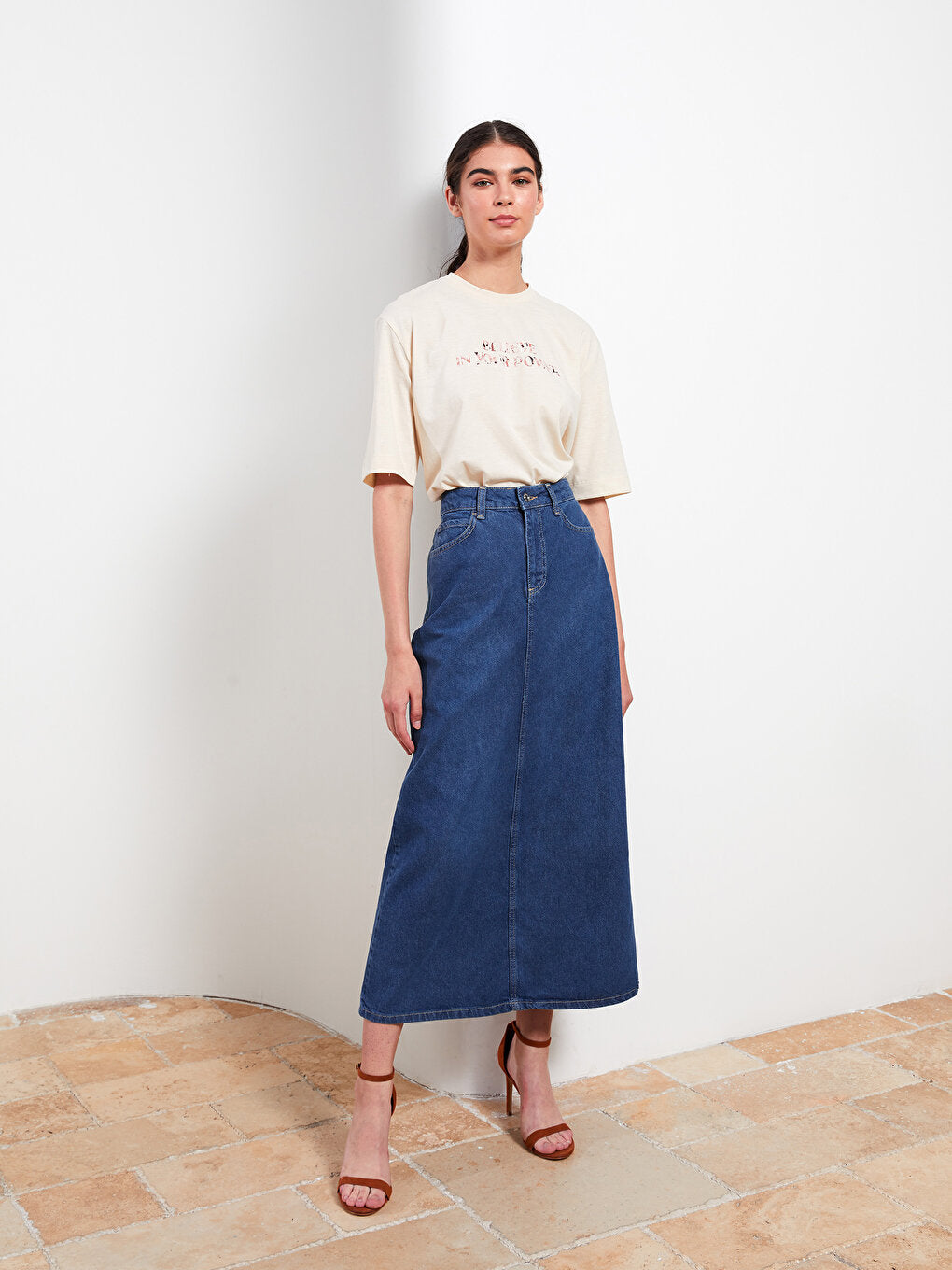 Women's Standard Fit Straight Jean Skirt