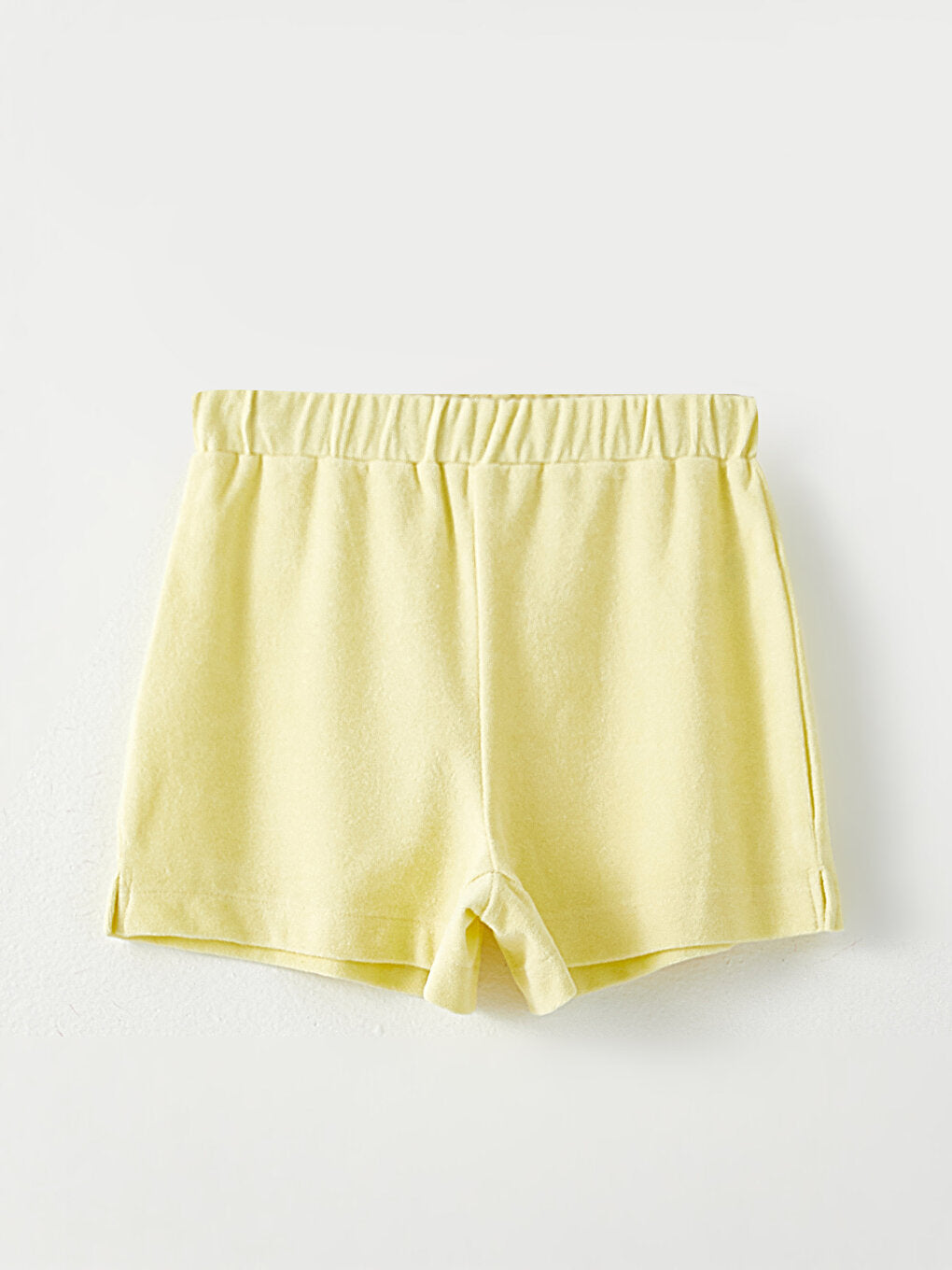 Women's Elastic Waist Straight Shorts