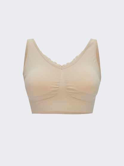 Non-wired, unpadded lace bra