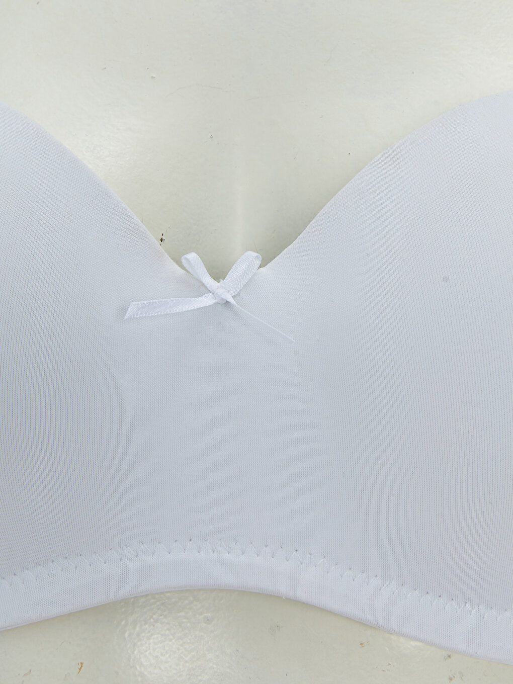 Underwire Half Padded Plain Strapless Bra