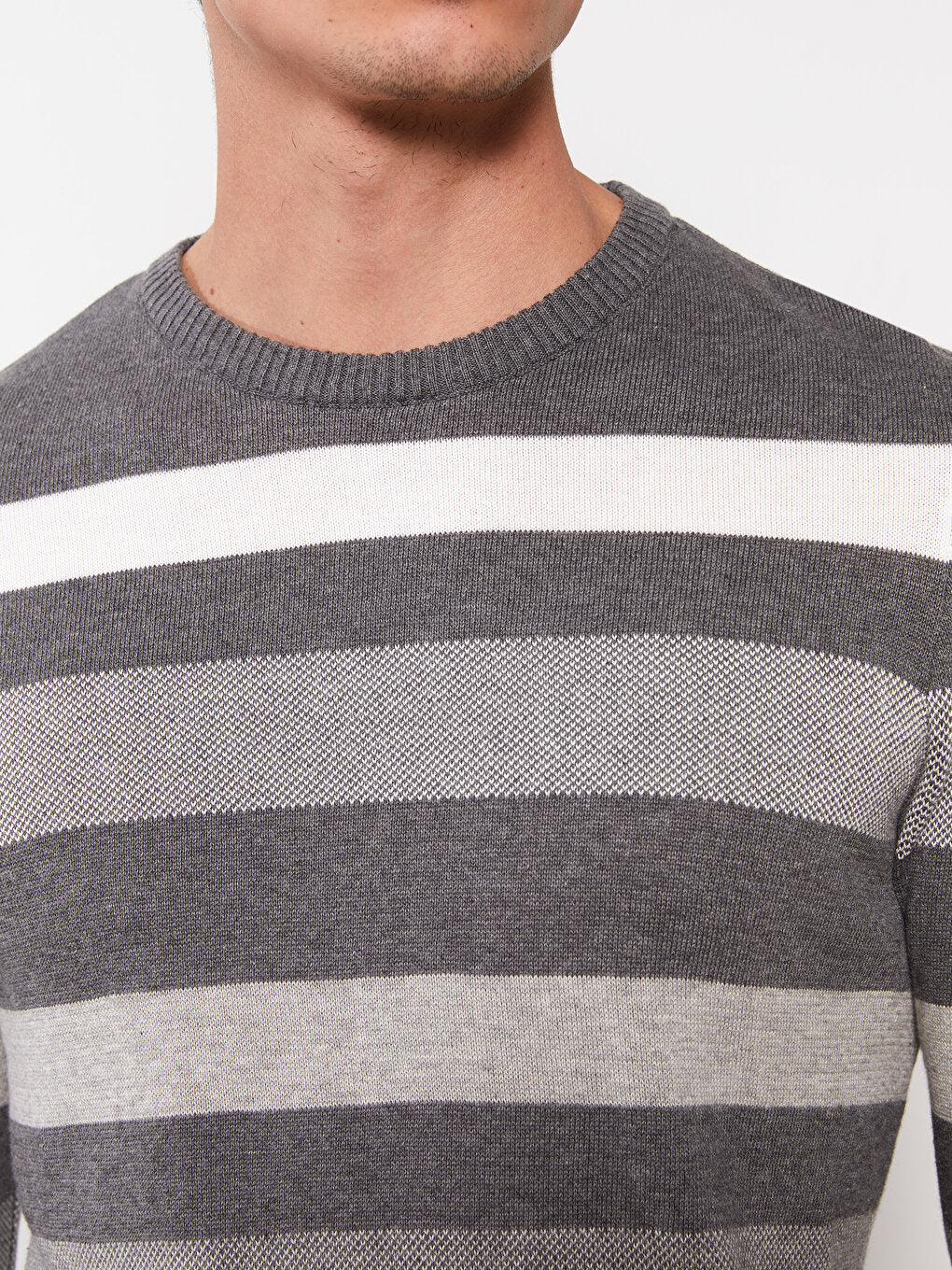 Crew Neck Long Sleeve Striped Men's Knitwear Sweater