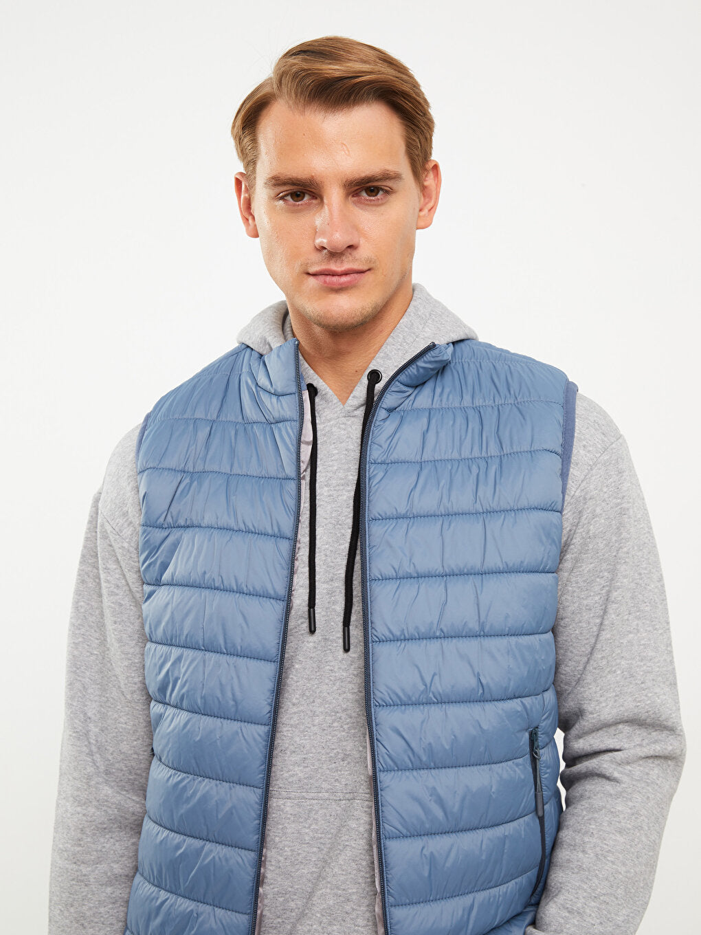 Standard Mold Stand Collar Men's Puffer Vest