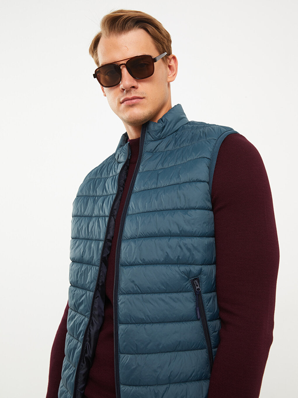 Standard Mold Stand Collar Men's Puffer Vest