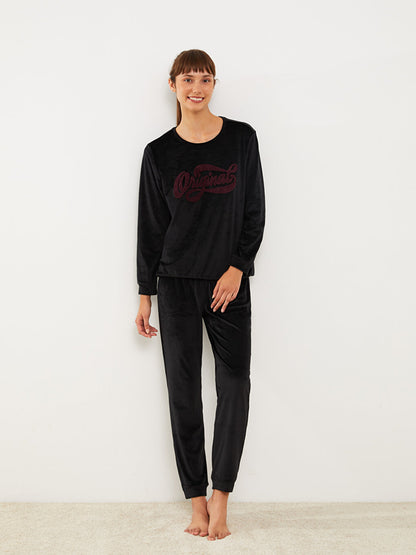 Crew Neck Embroidered Long Sleeve Fleece Women's Pajama Set