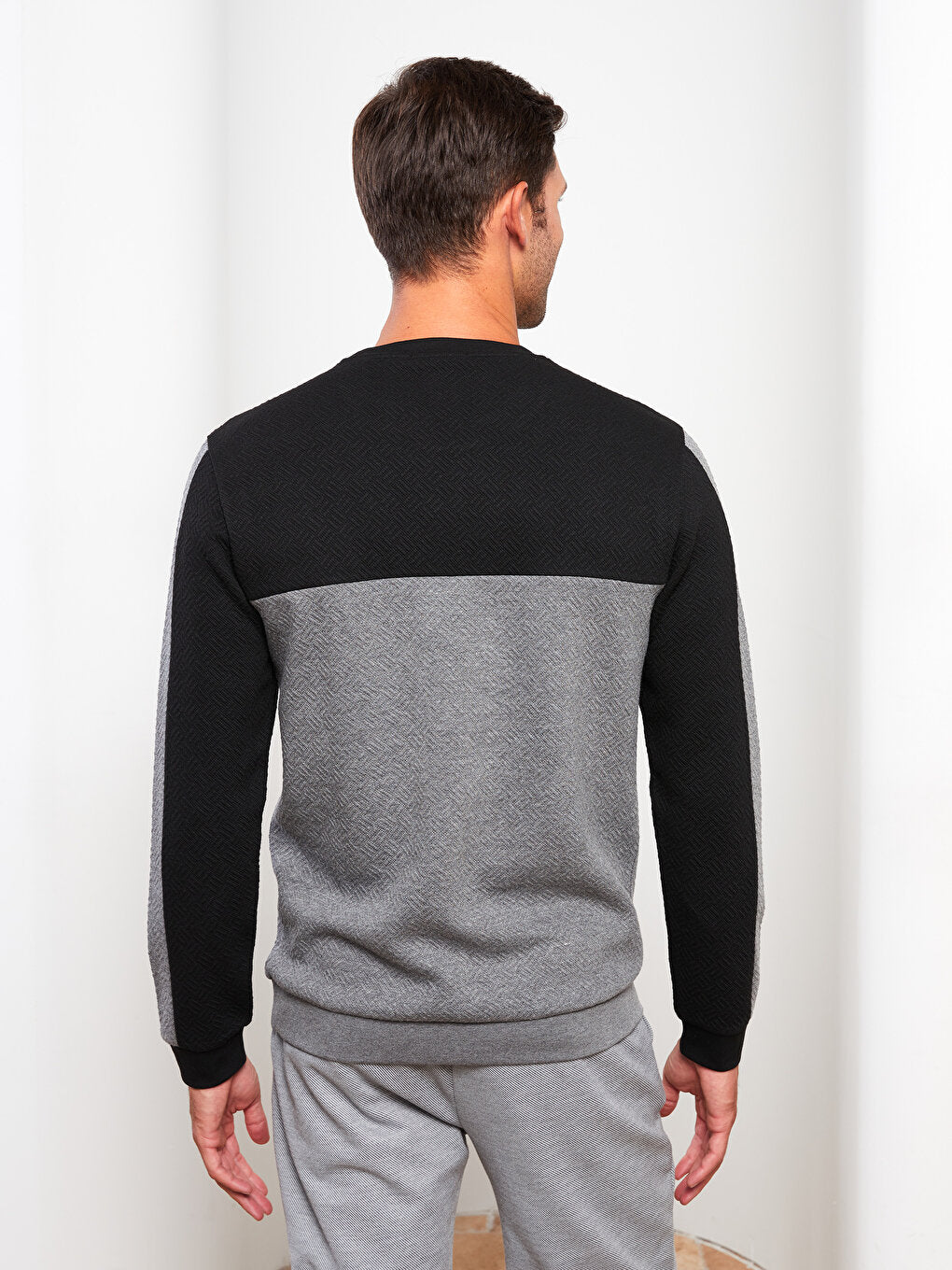 Crew Neck Long Sleeve Color Block Men's Sweatshirt