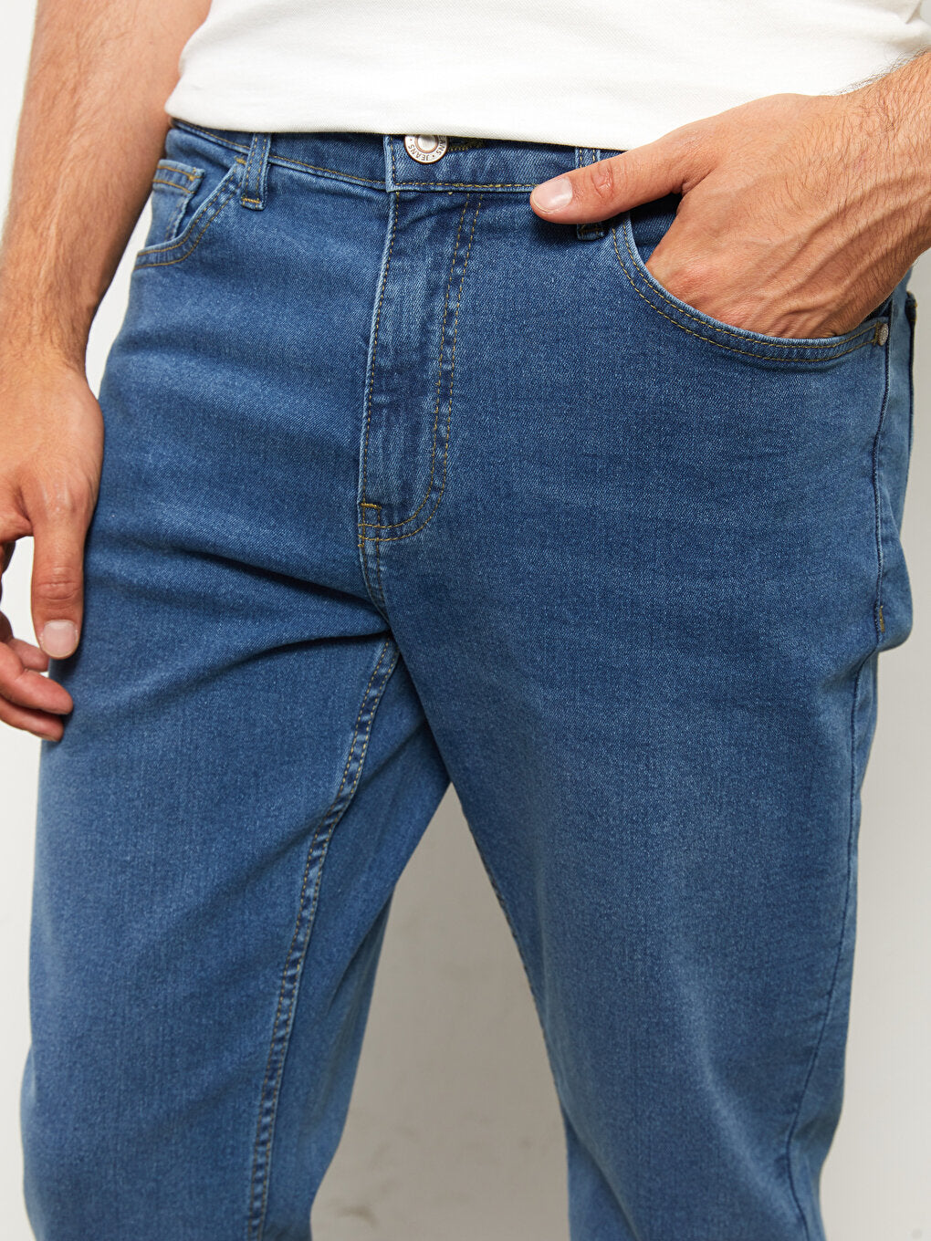 779 Regular Fit Men's Jean Trousers