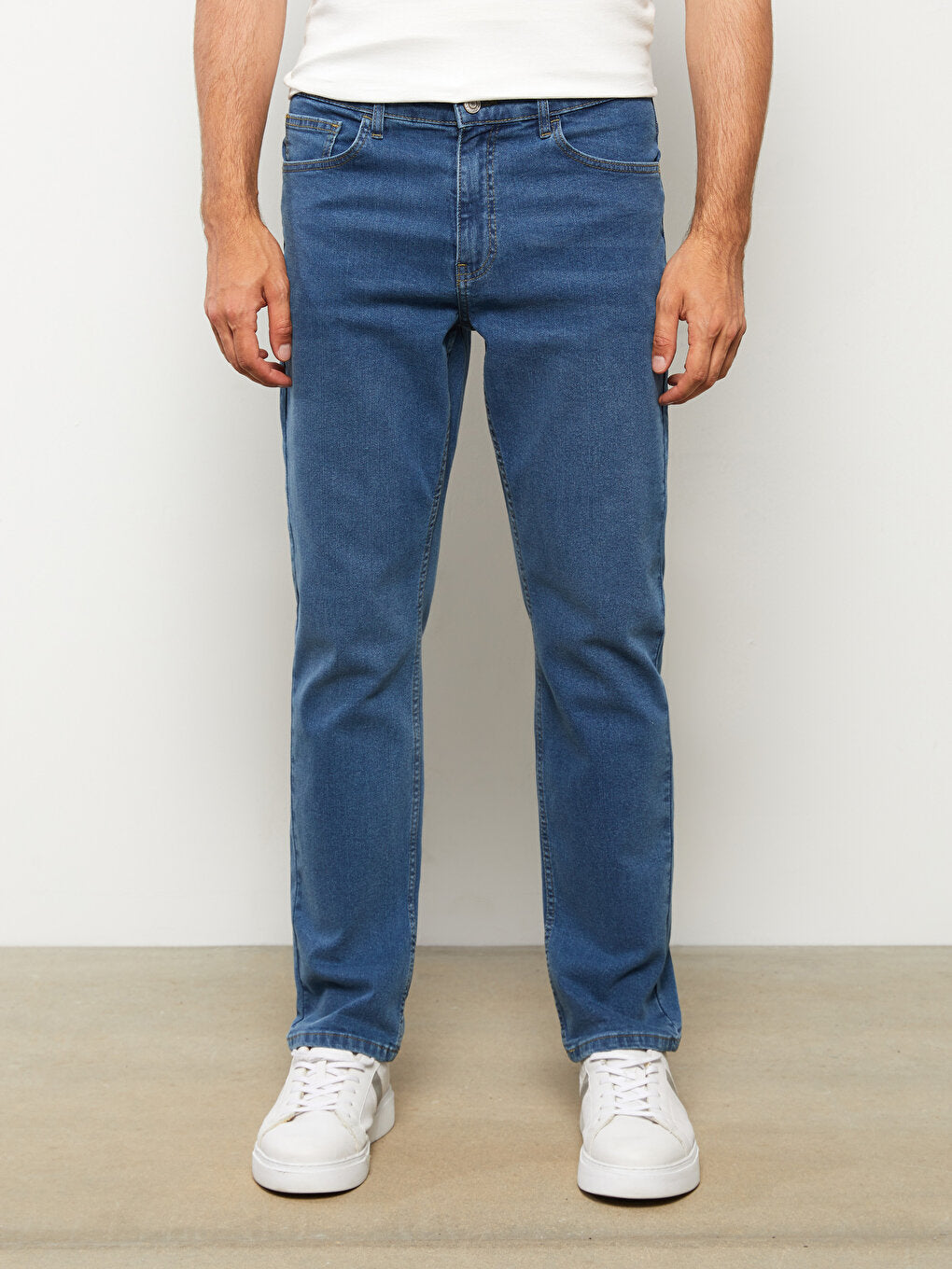 779 Regular Fit Men's Jean Trousers