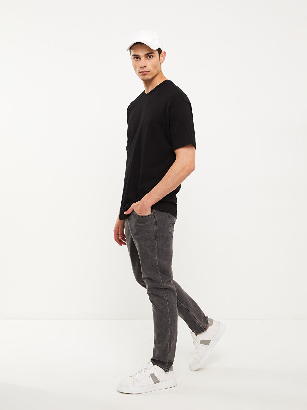 779 Regular Fit Men's Jean Trousers