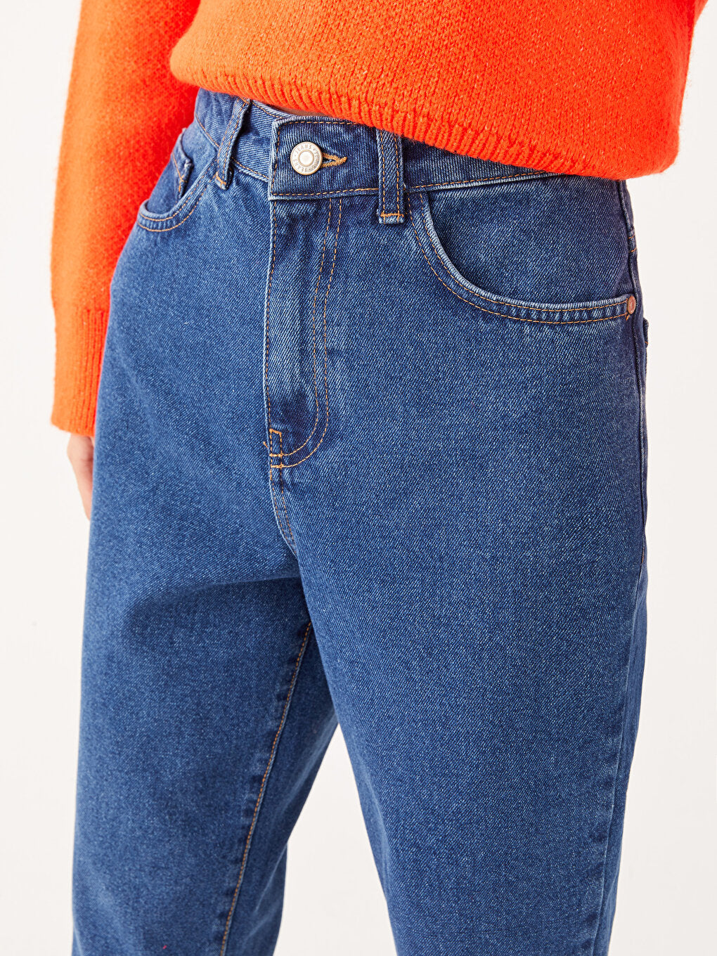 Women's Mom Fit Straight Jean Pants