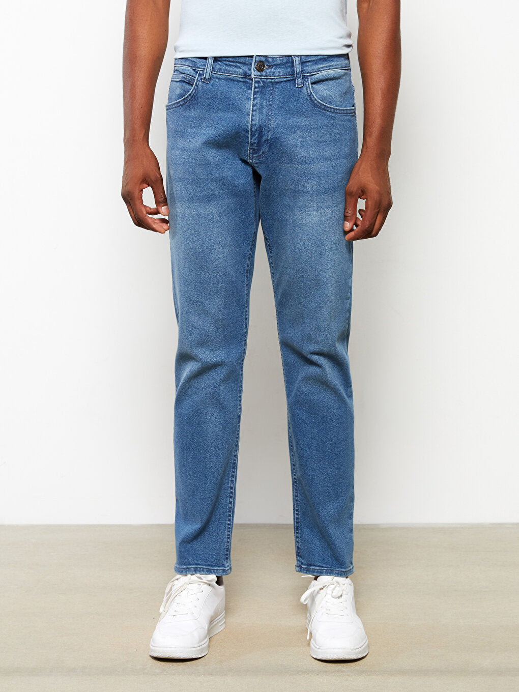 779 Regular Fit Men's Jean Trousers