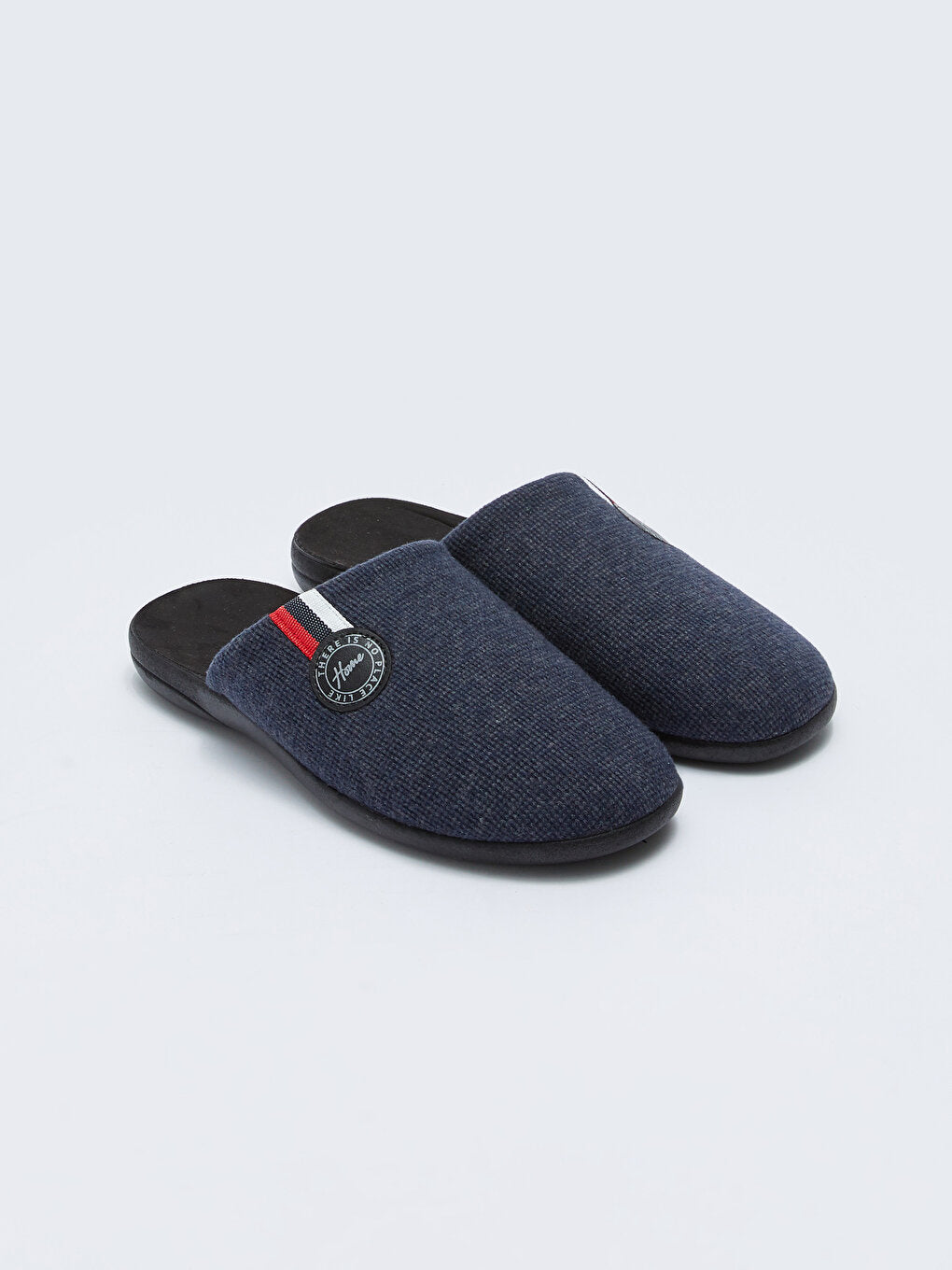 Embroidery Detailed Front Closed Men's House Slippers