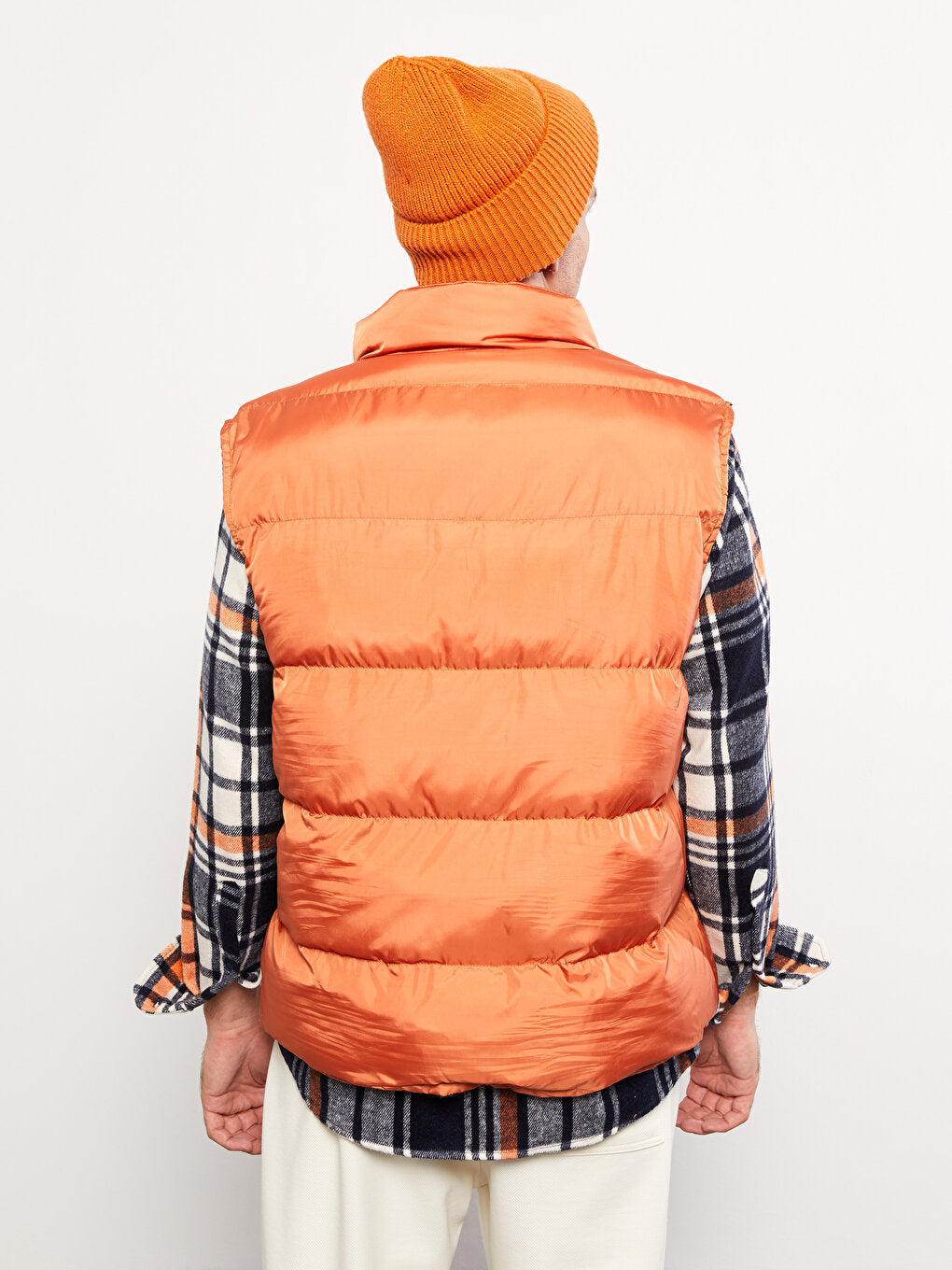 Standard Mold Stand Collar Men's Puffer Vest