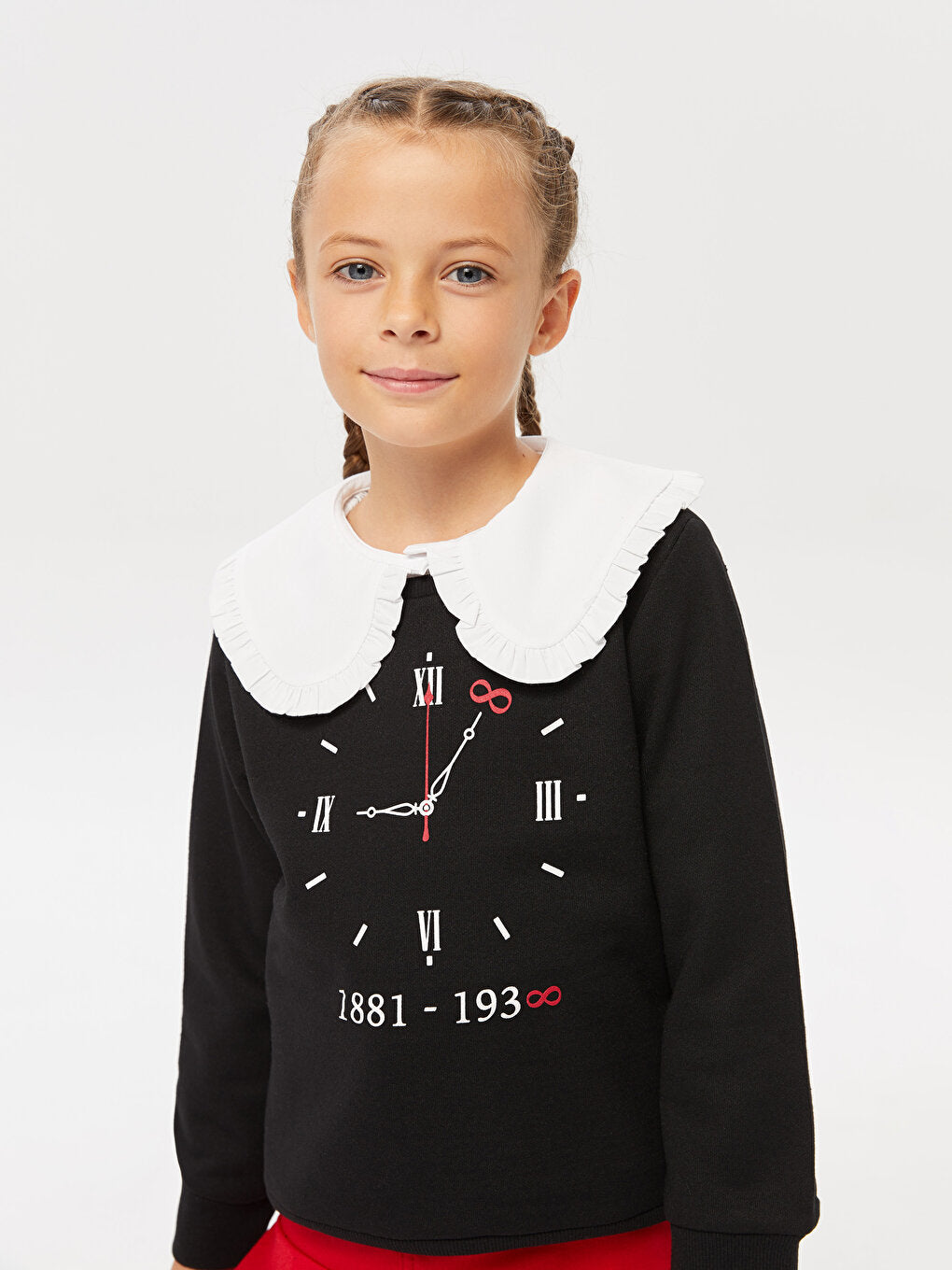 Crew Neck 10 November Themed Long Sleeve Girl's Sweatshirt