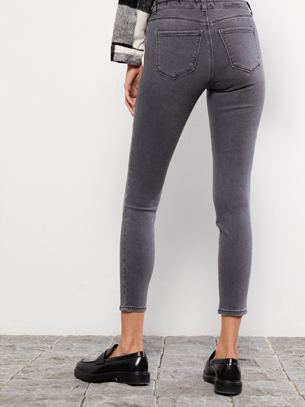 Normal Waist Skinny Fit Women's Jean Trousers