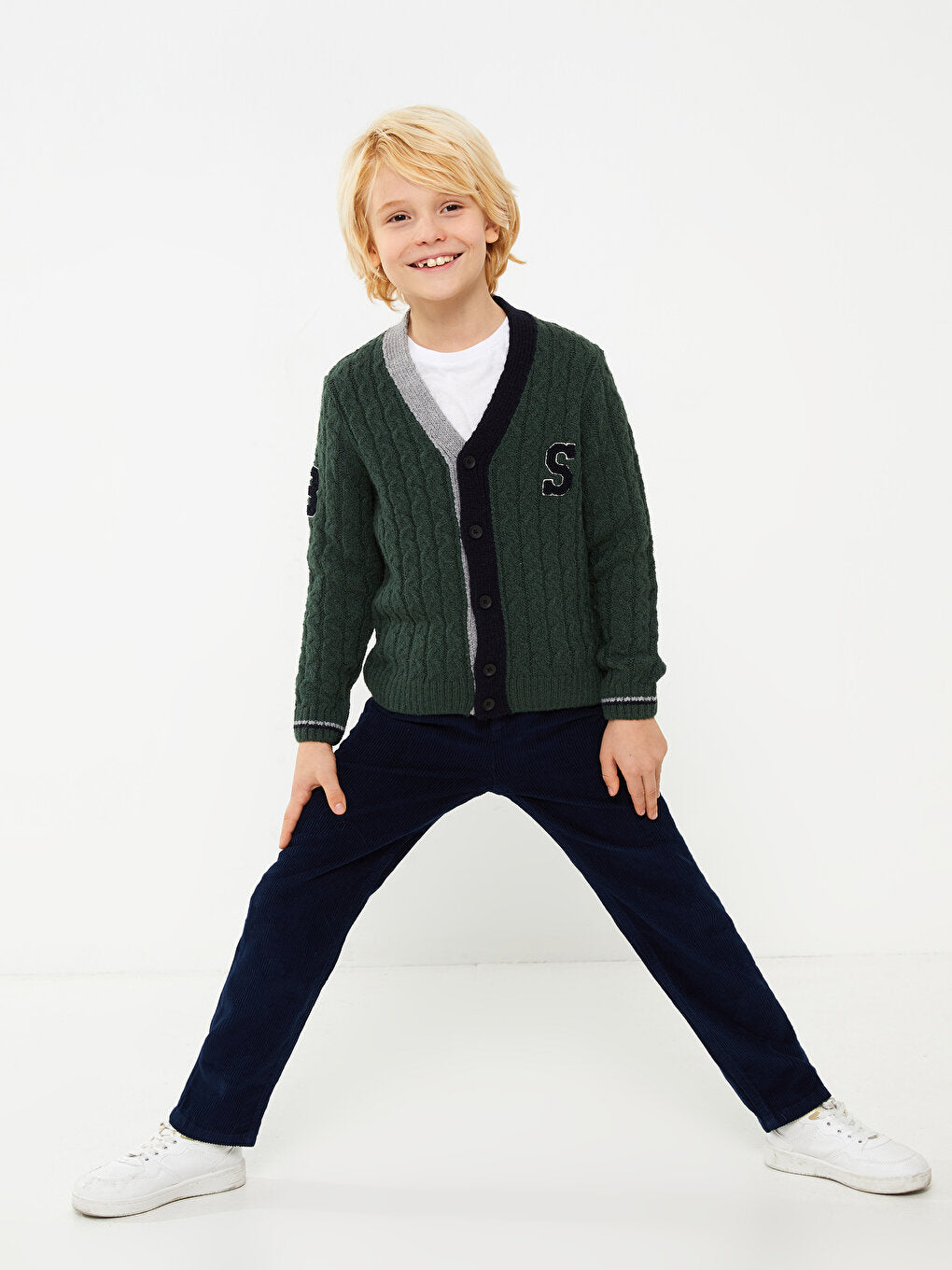 V-Neck Embroidered Long Sleeve Boy's Knitwear Cardigan