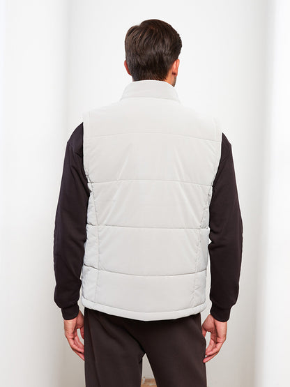 Standard Mold Stand Collar Men's Puffer Vest