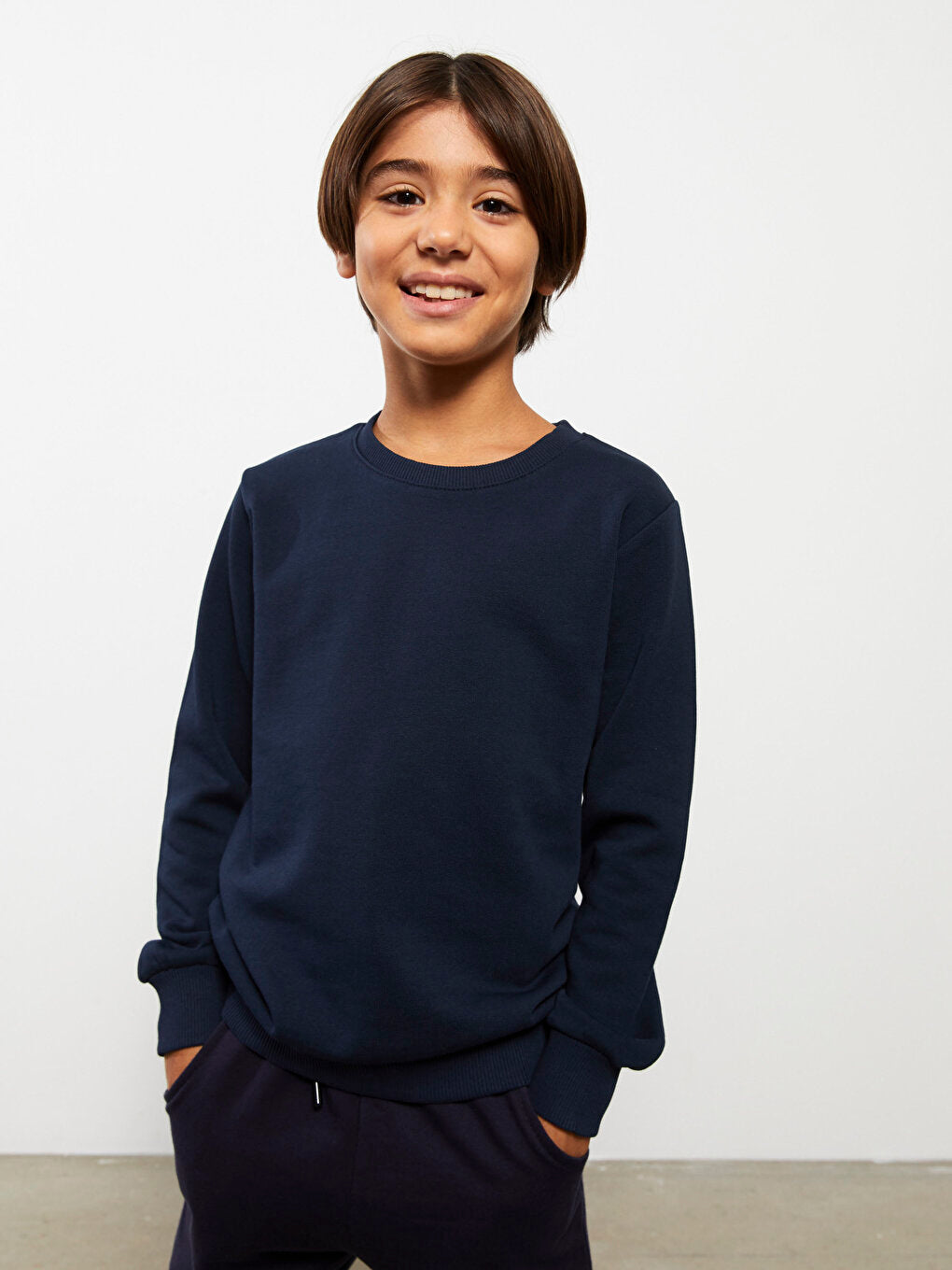 Crew Neck Basic Long Sleeve Boy's Sweatshirt