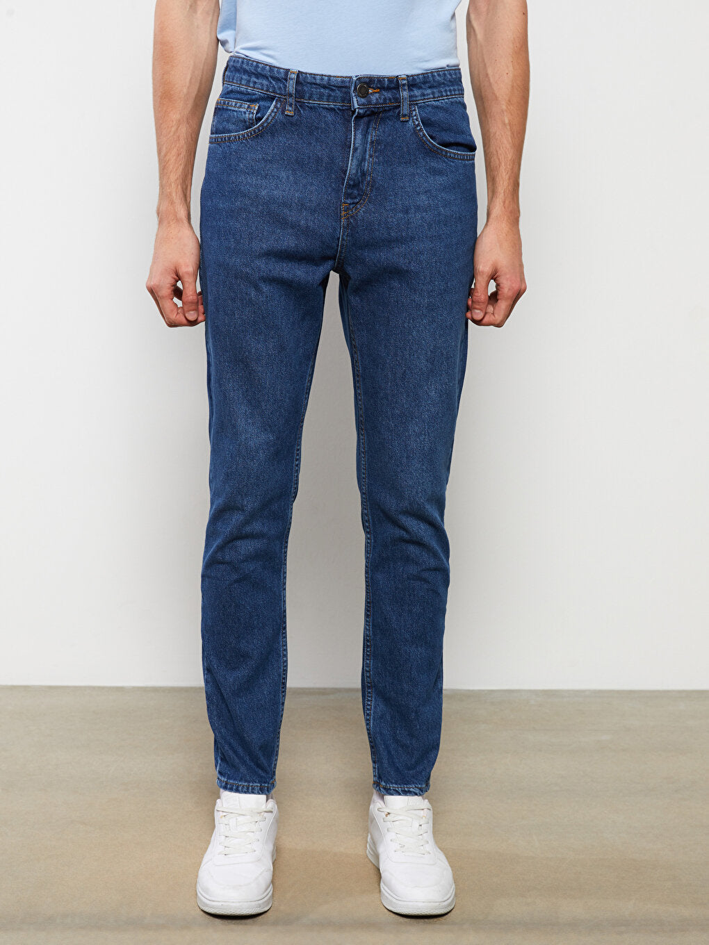 750 Slim Fit Men's Jean Trousers