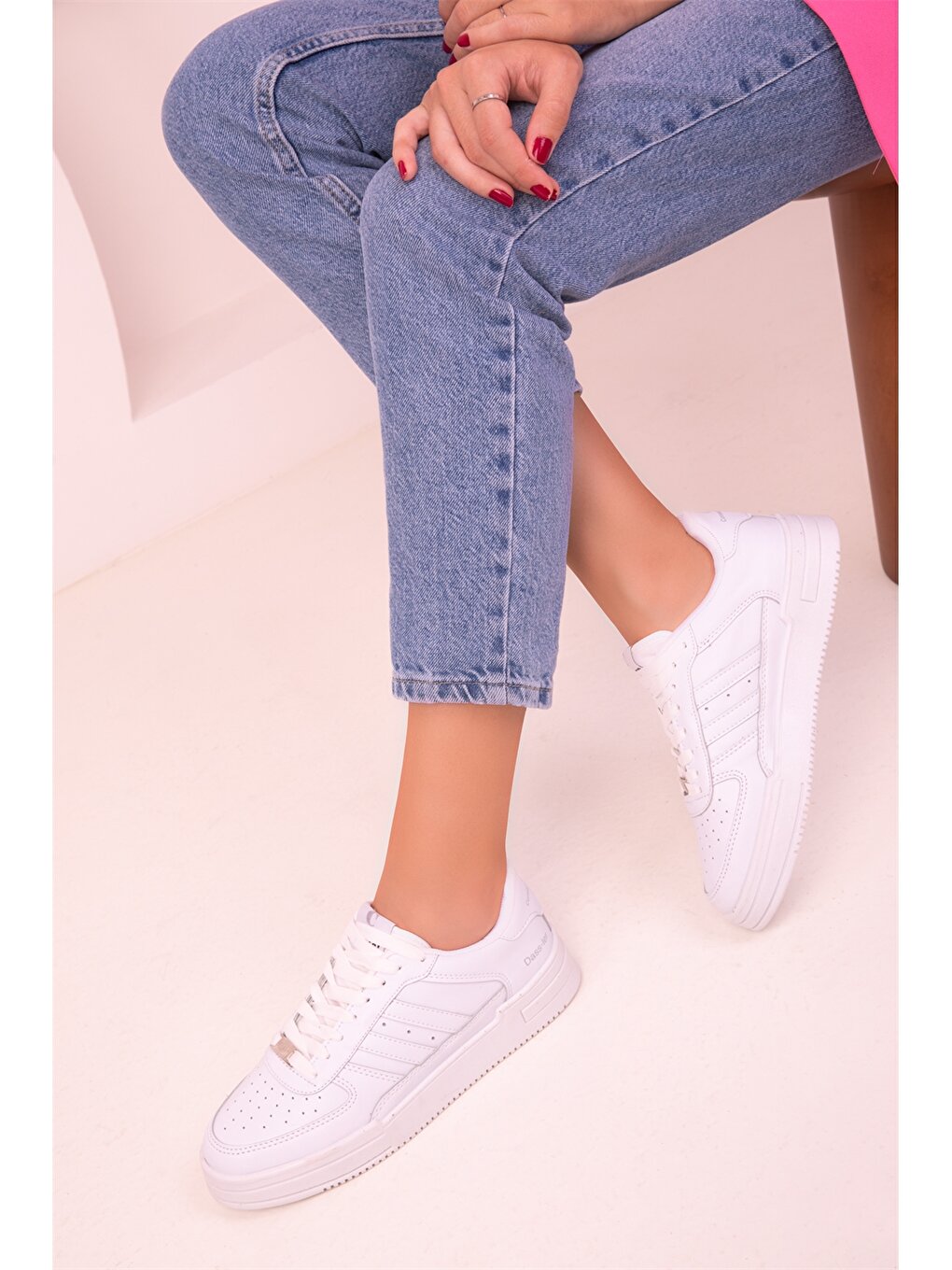 Leather Look Lace-up Women's Sneakers