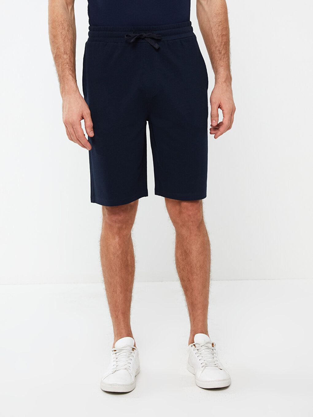 Standard Mold Men's Shorts with Elastic Waist