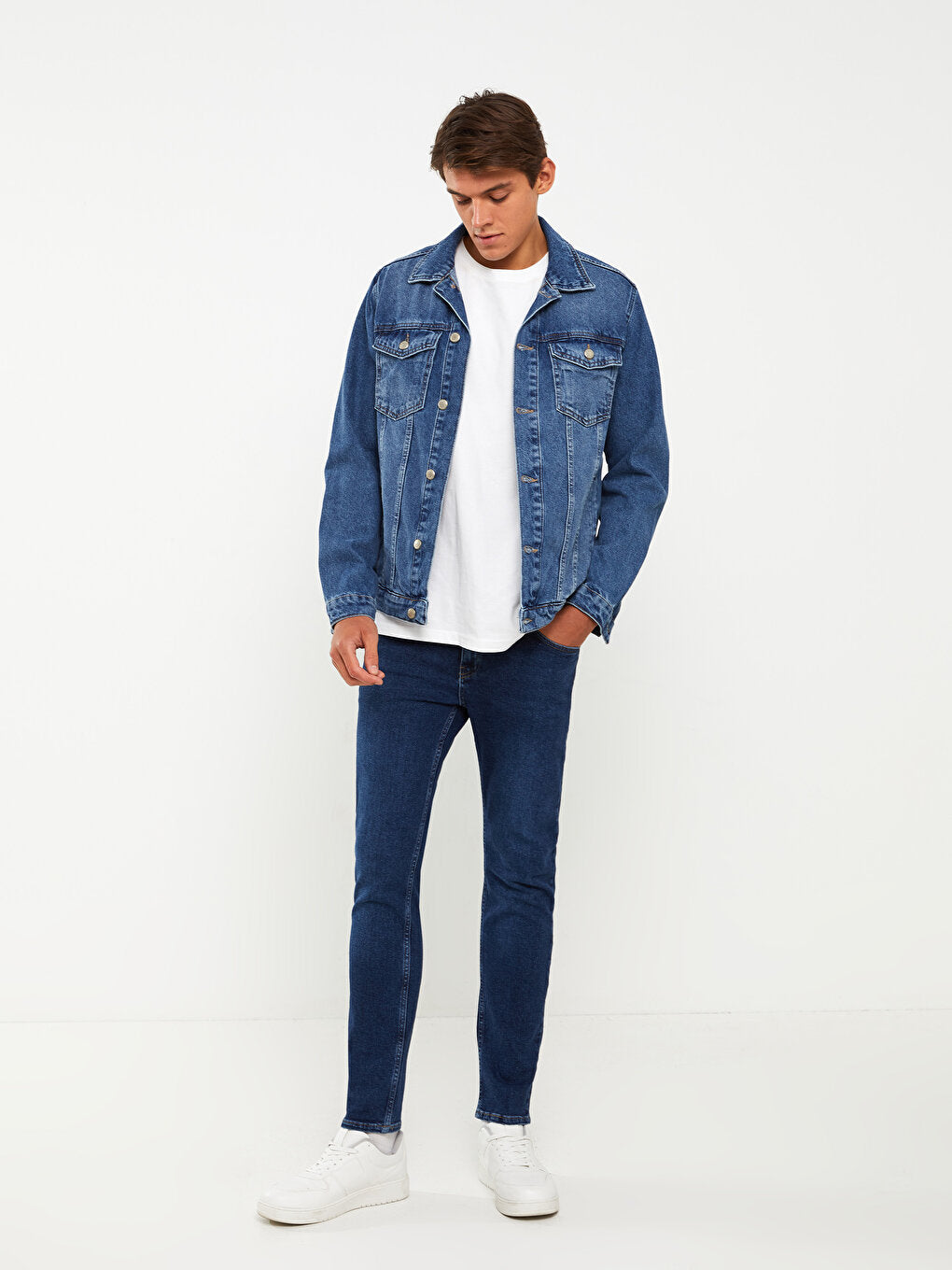 750 Slim Fit Men's Jean Trousers