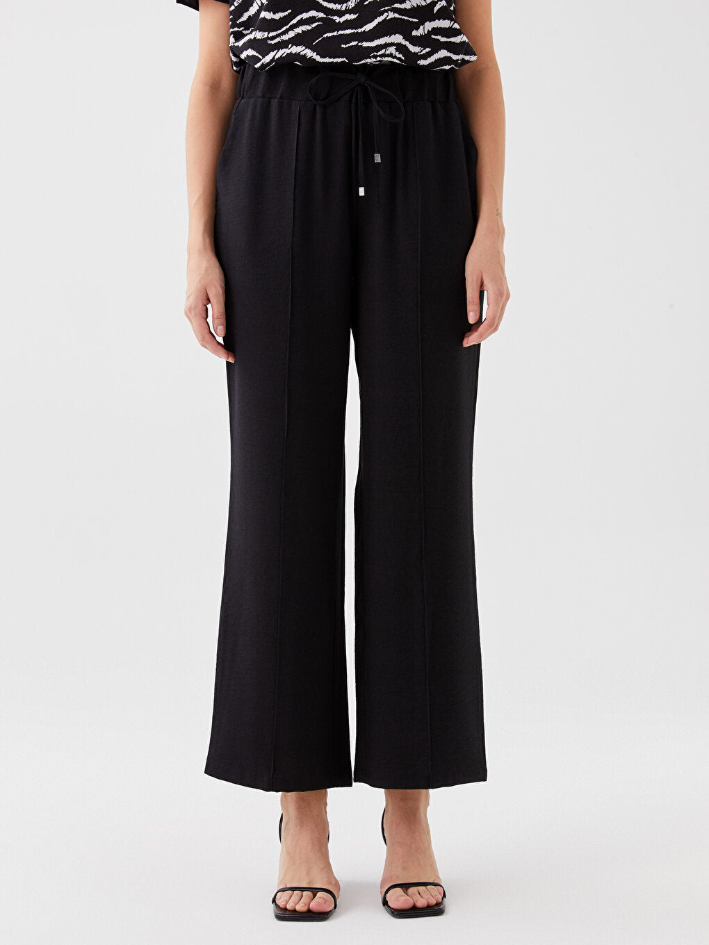 Women's Elastic Waist Straight Trousers