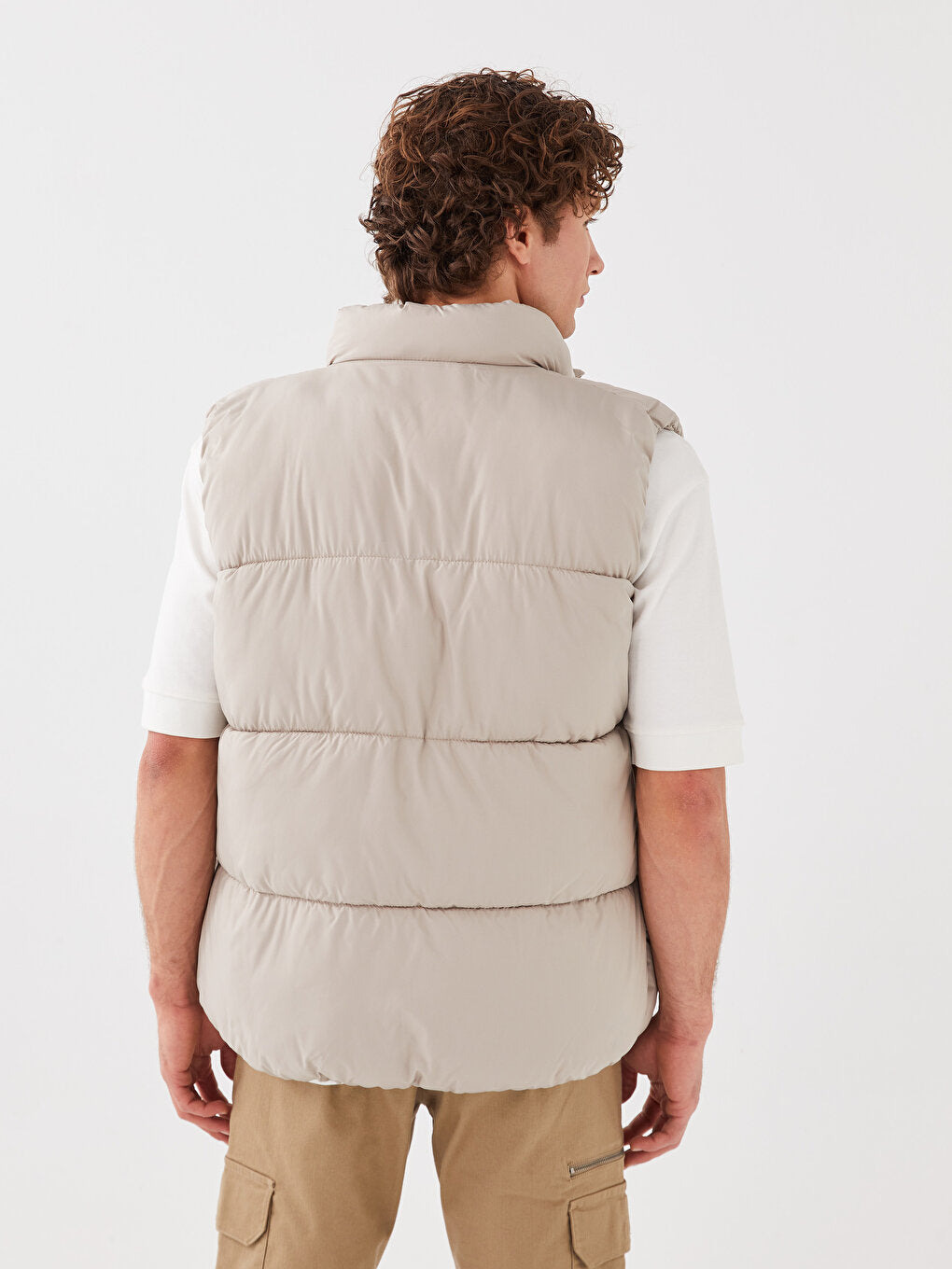 Standard Mold Stand Collar Men's Puffer Vest