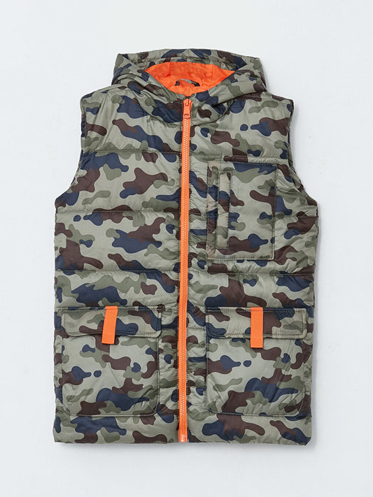 Hooded Camouflage Patterned Boys Puffer Vest