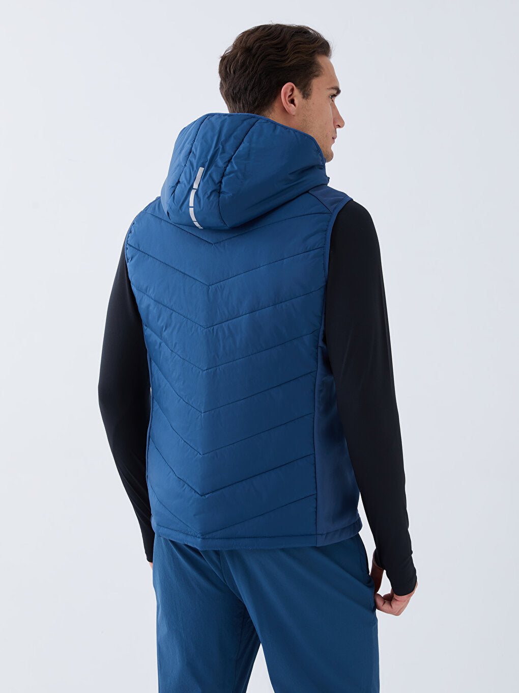 Standard Mold Hooded Men's Puffer Vest