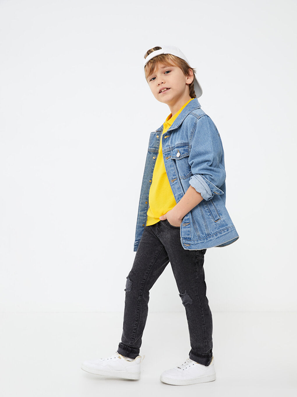 Super Skinny Fit Ripped Detailed Boy's Jean Trousers