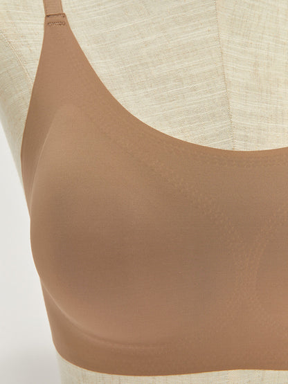 Non-wired, unpadded plain bra