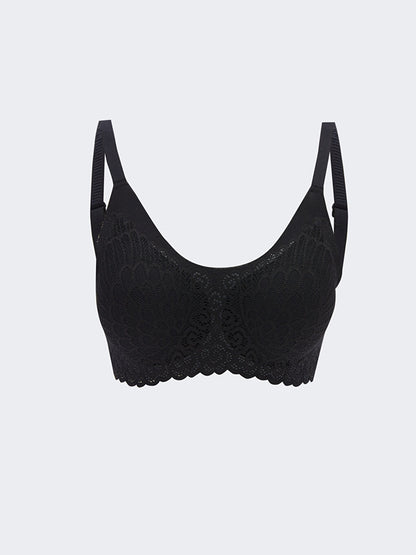 Non-wired, unpadded lace bra