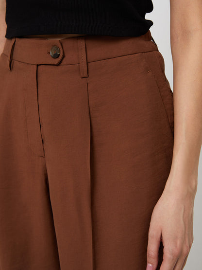 Women's Carrot Cut Straight Trousers