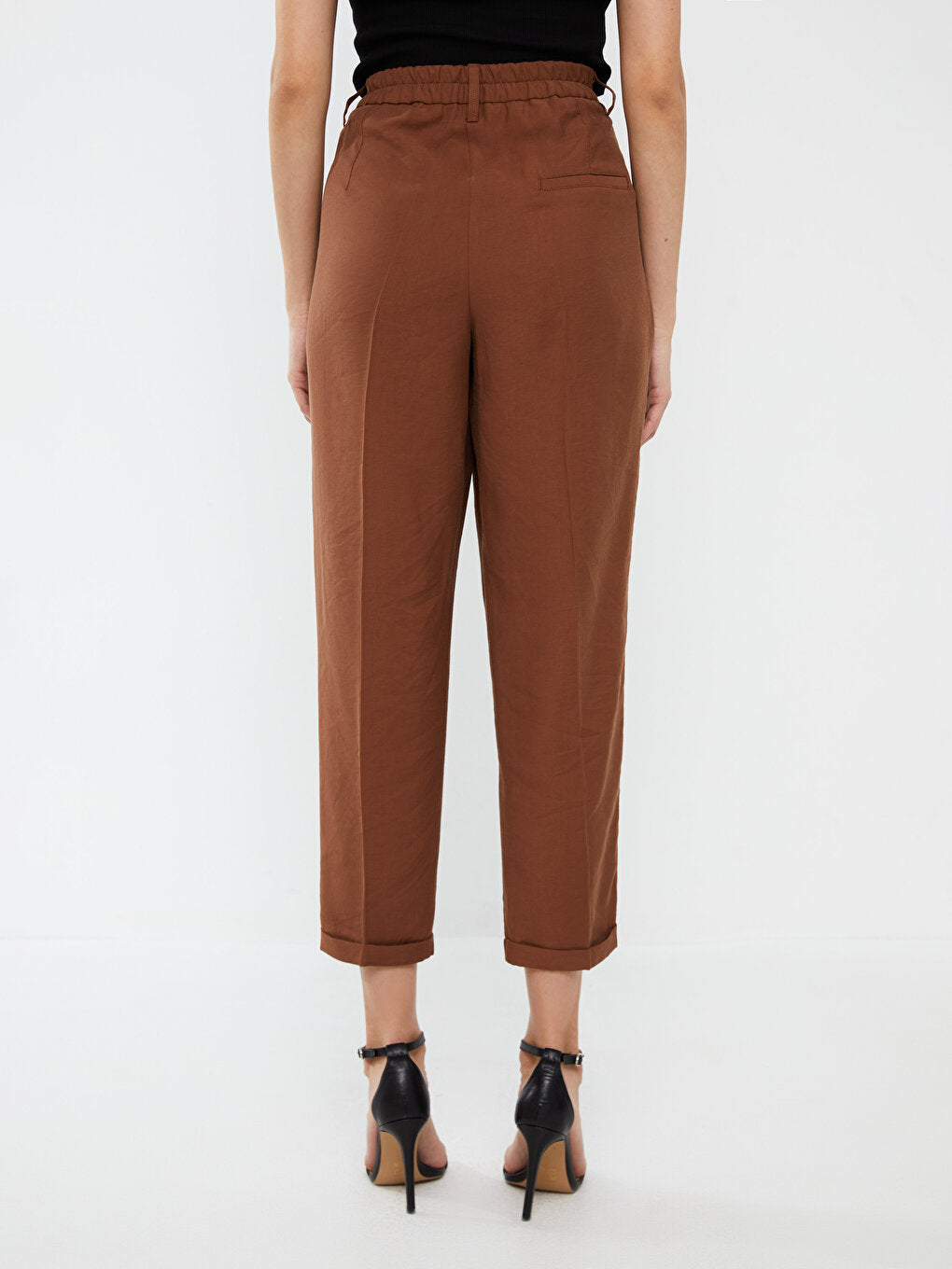 Women's Carrot Cut Straight Trousers