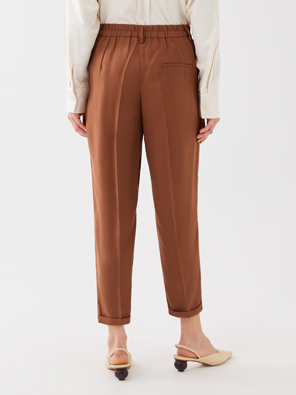 Women's Carrot Cut Straight Trousers