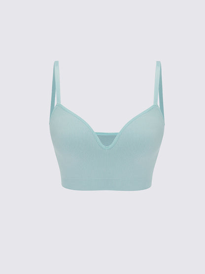 Non-wired, unpadded plain bra